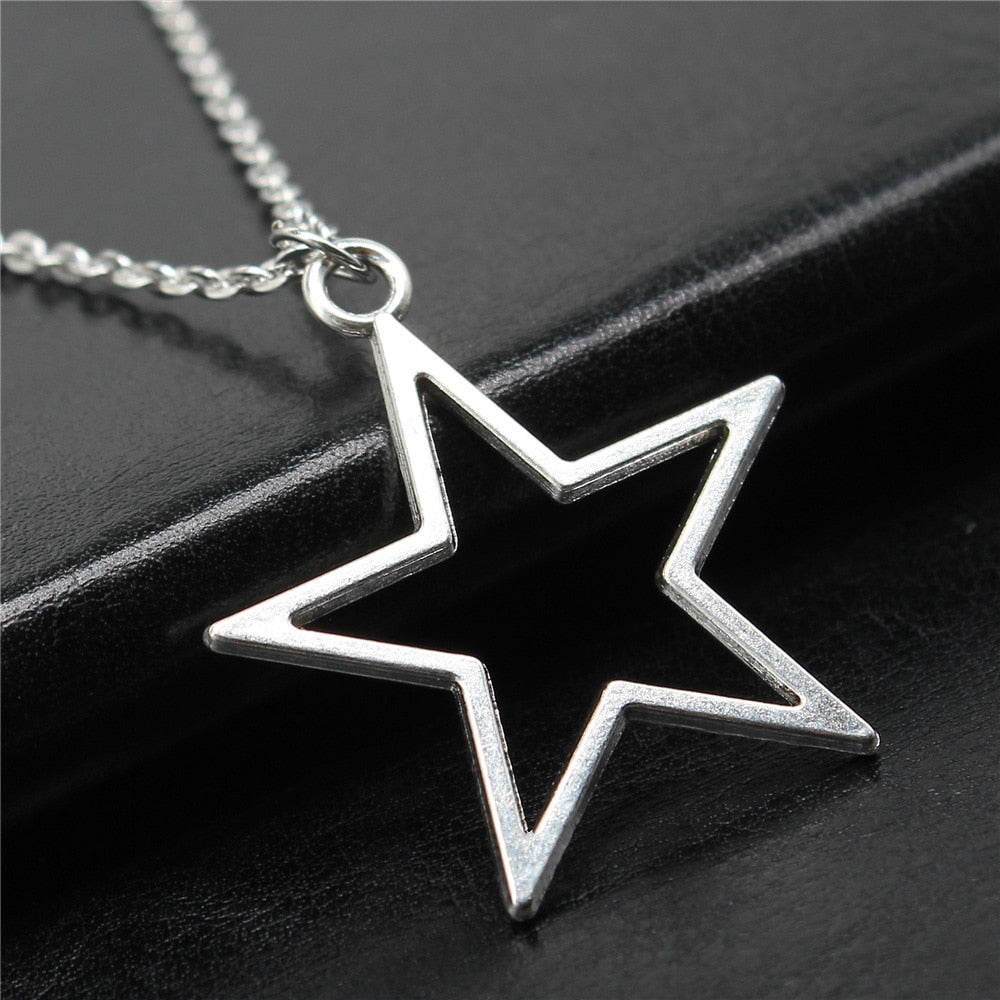 Simple Star - Silver Necklace