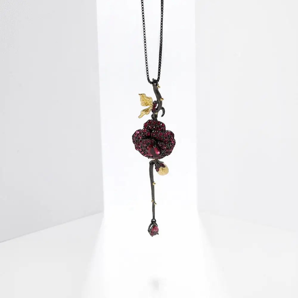 Flower Garnet (18k Gold) Necklace (925 Silver) (USA)