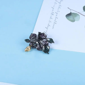 Handmade Garnet (925 Sterling) Flower Necklace (USA)