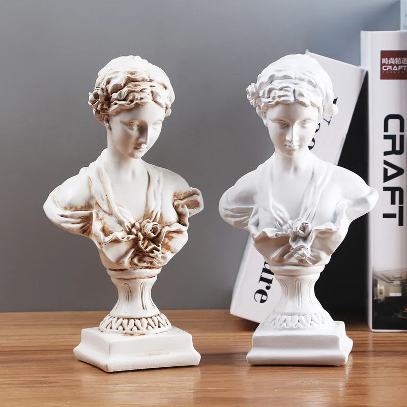 Roman Figurine/Statue Decor