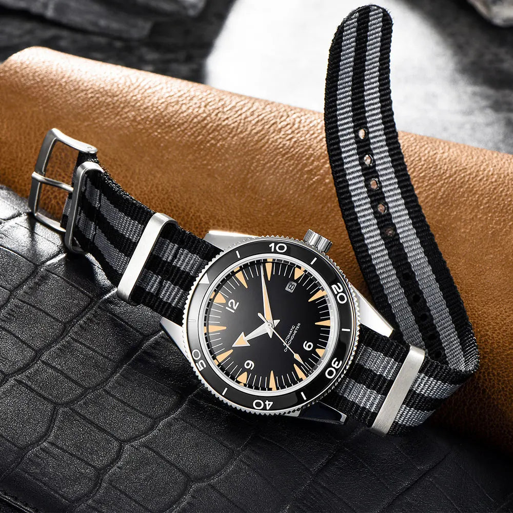 Men's (Waterproof) Nylon Strap Watch