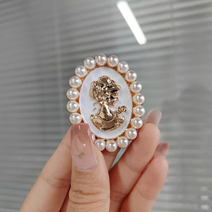 Retro Waterdrop Brooches