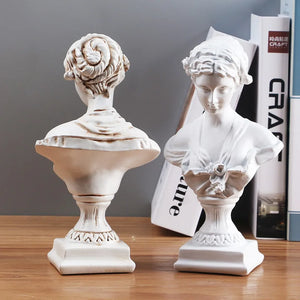 Roman Figurine/Statue Decor