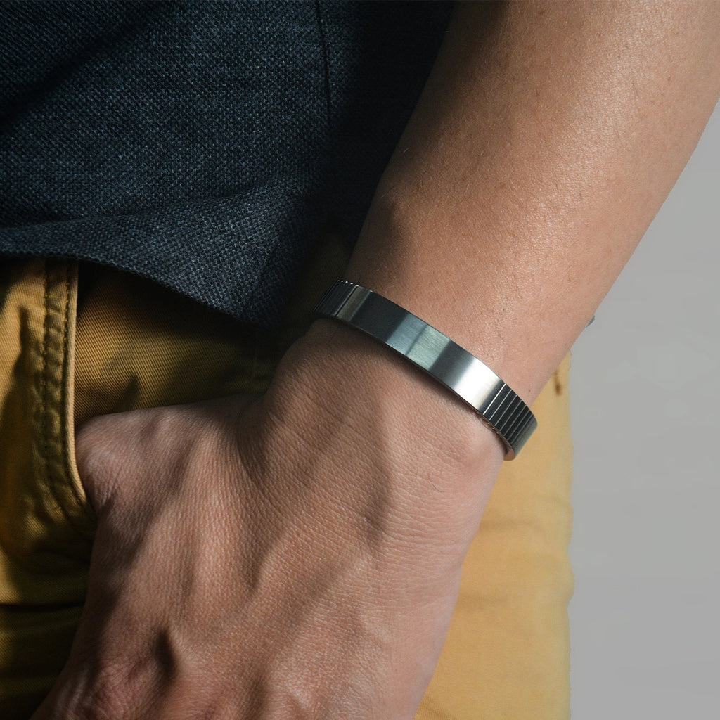 Titanium Cuff Bracelet (Original 100%)