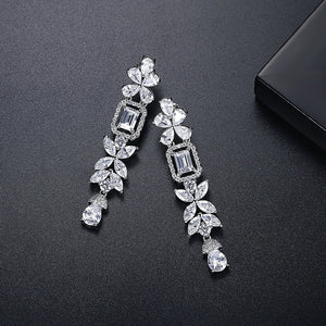 Bridal Beauty - Sparkling Earrings