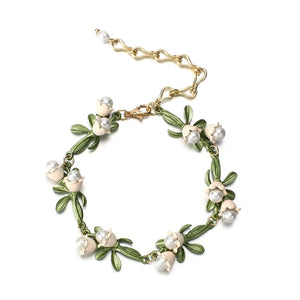 White Lily - Jewellery