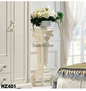 European-style Flower/Ornament Table