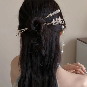 Floral Pearl Hairpins