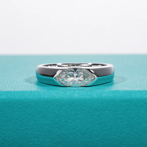 Custom Moissanite Diamond Ring (Men/Women)
