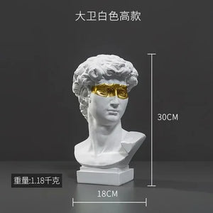 European Modern Decor Sculptures