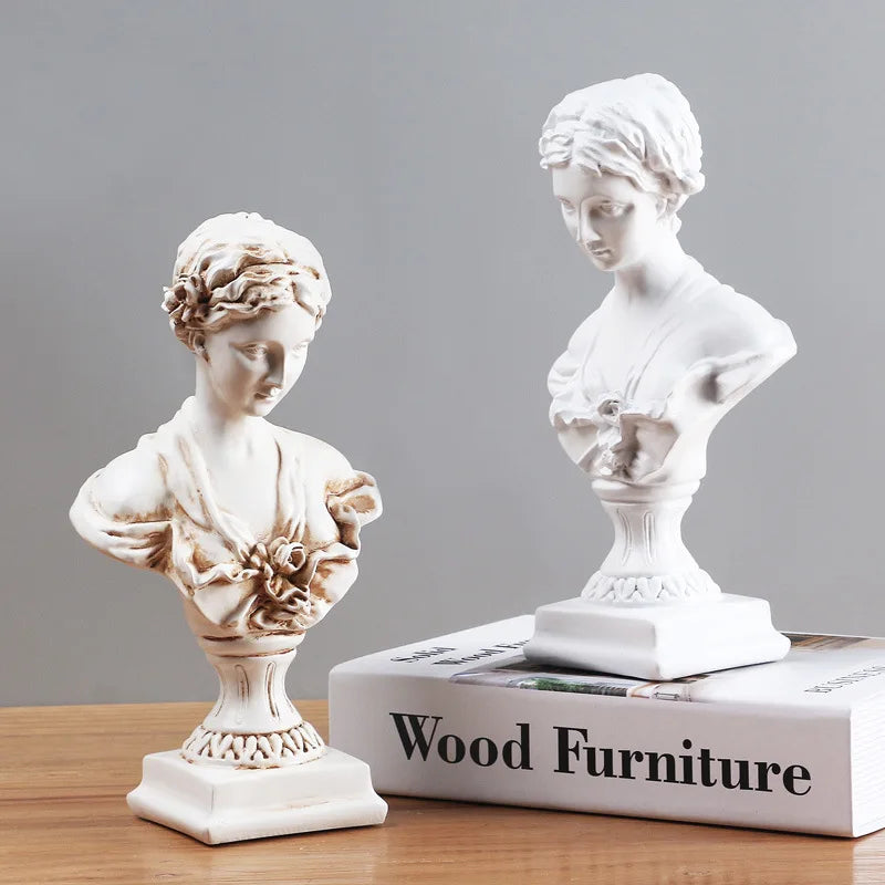 Roman Figurine/Statue Decor