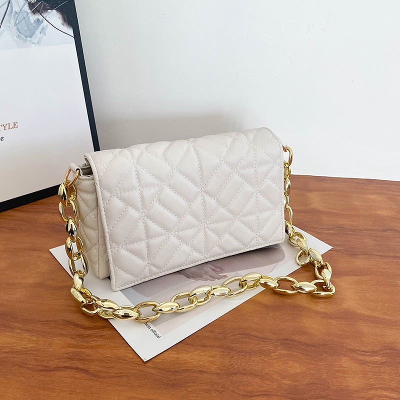 Trend Quilted - Chain Bags