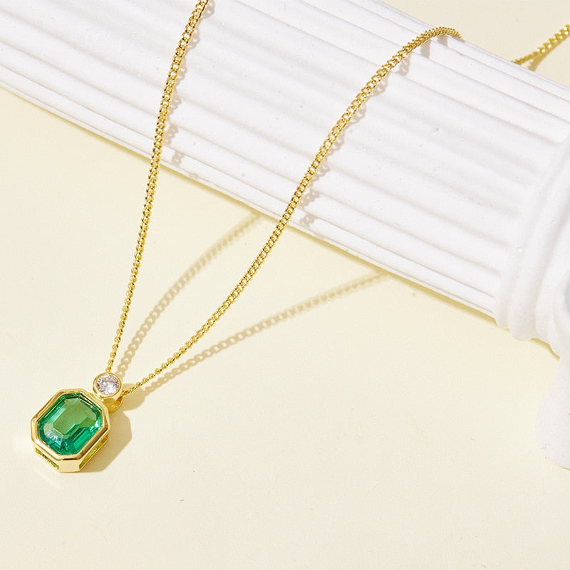 Gem Vintage Emerald Necklace