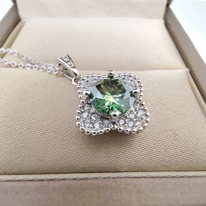 Four leaf Green Gem Necklace