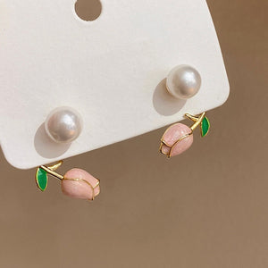 French Tulip Pearl - Earrings