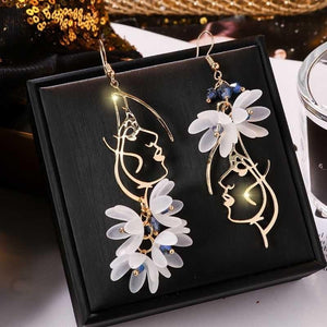 Sweet Flower Design Earrings